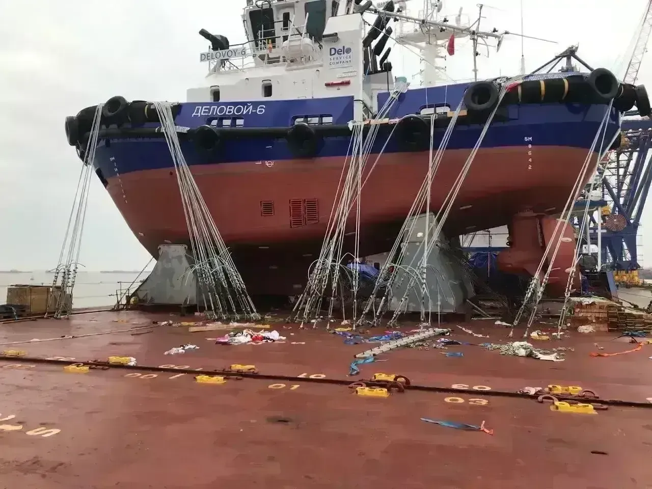 Boat and Yacht Lashing operation 4